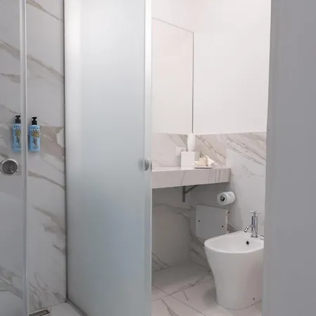 Arche Design And Guest house